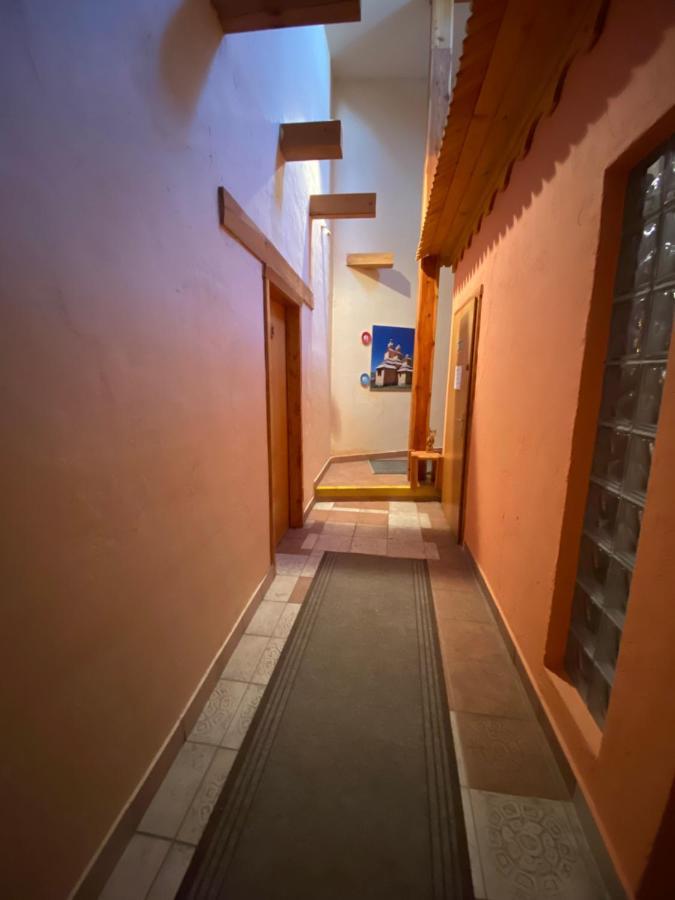 Hostel Caferazy Poprad Buitenkant foto